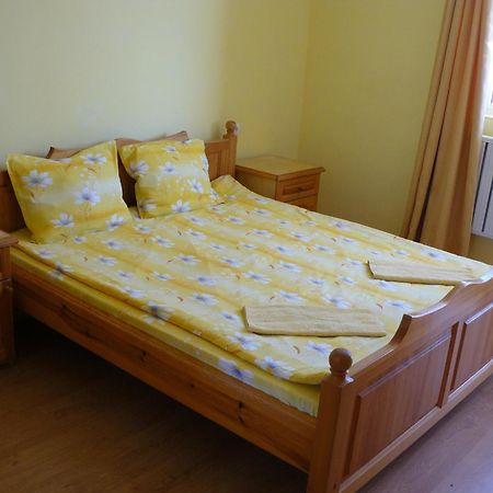Hotel House Arirang Cherni Osum Habitación foto