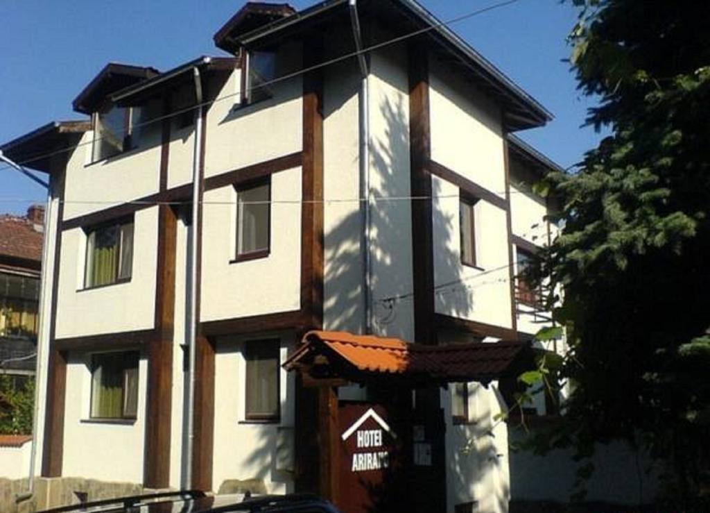 Hotel House Arirang Cherni Osum Exterior foto