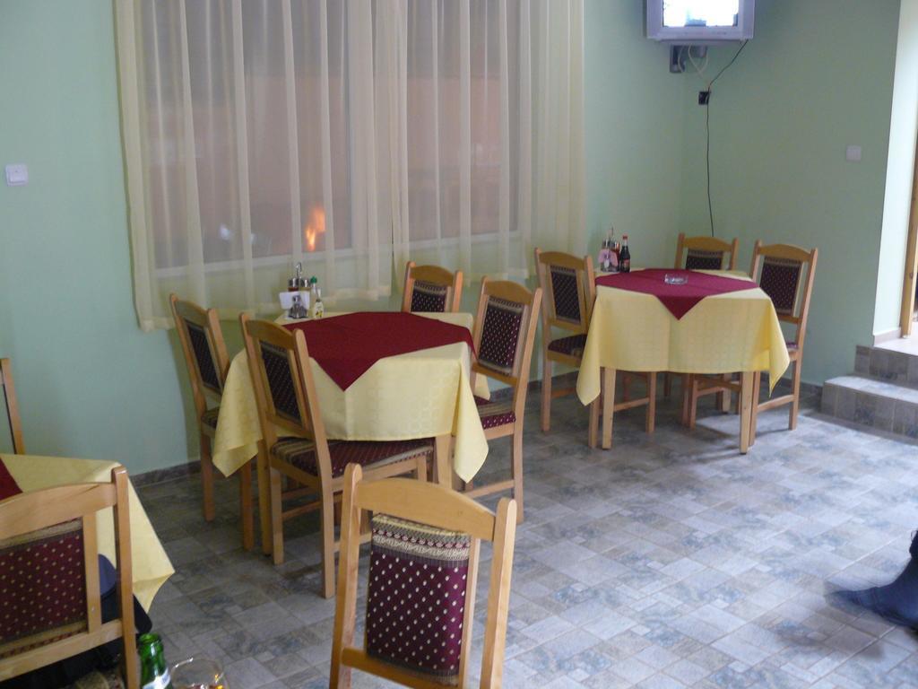 Hotel House Arirang Cherni Osum Exterior foto